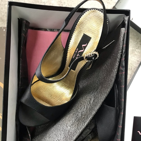 Satin 3’ black heels | Sz 5 - Picture 1 of 4